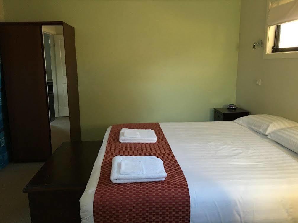 Hillview Farmstay Gundagai Kültér fotó