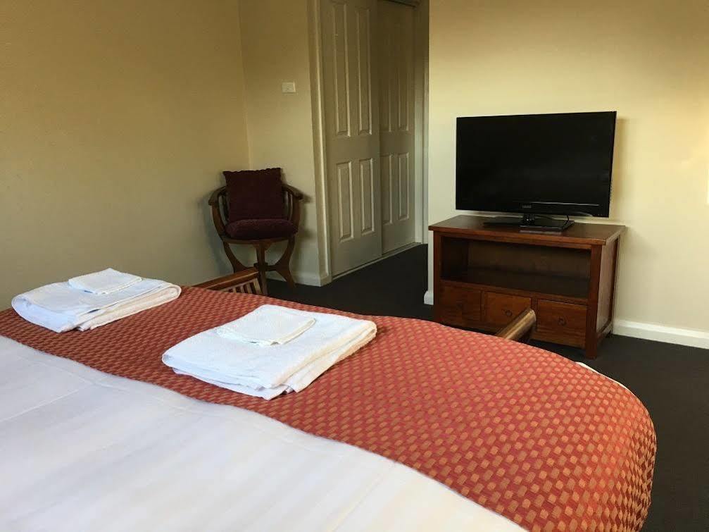 Hillview Farmstay Gundagai Kültér fotó